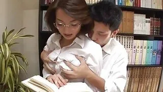 La profesora necesita ser follada