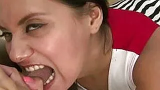 亚洲男子喜欢他的伴侣在性生活中融入一些女性主导的元素。