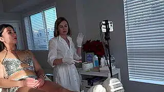 亚洲美女做了面部脱毛