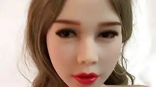 身材娇小却拥有傲人双峰的性感亚洲娃娃